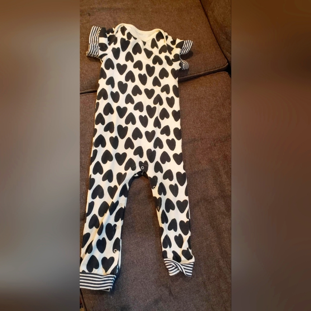 Baby cat and jack heart printed romper size 24 month